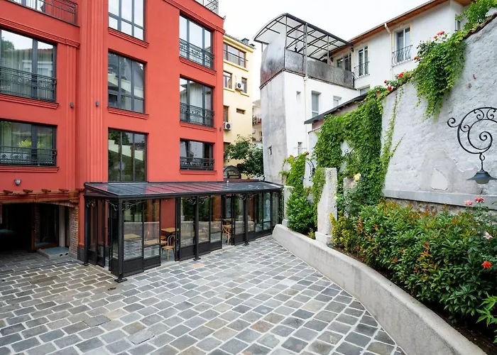 Flavia Heritage Boutique